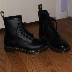 Size 6 doc martens